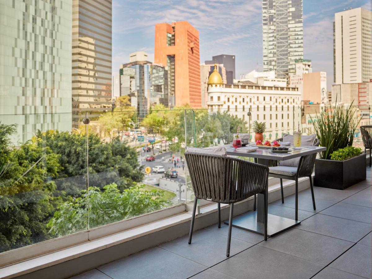 Fiesta Americana Reforma Мехіко Екстер'єр фото The rooftop terrace at the Hotel Indigo San Diego