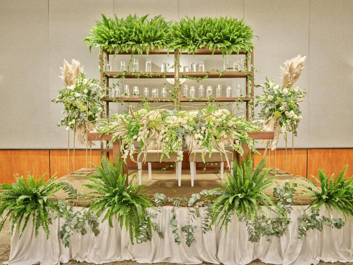 Fiesta Americana Reforma Мехіко Екстер'єр фото A traditional Malay wedding dais