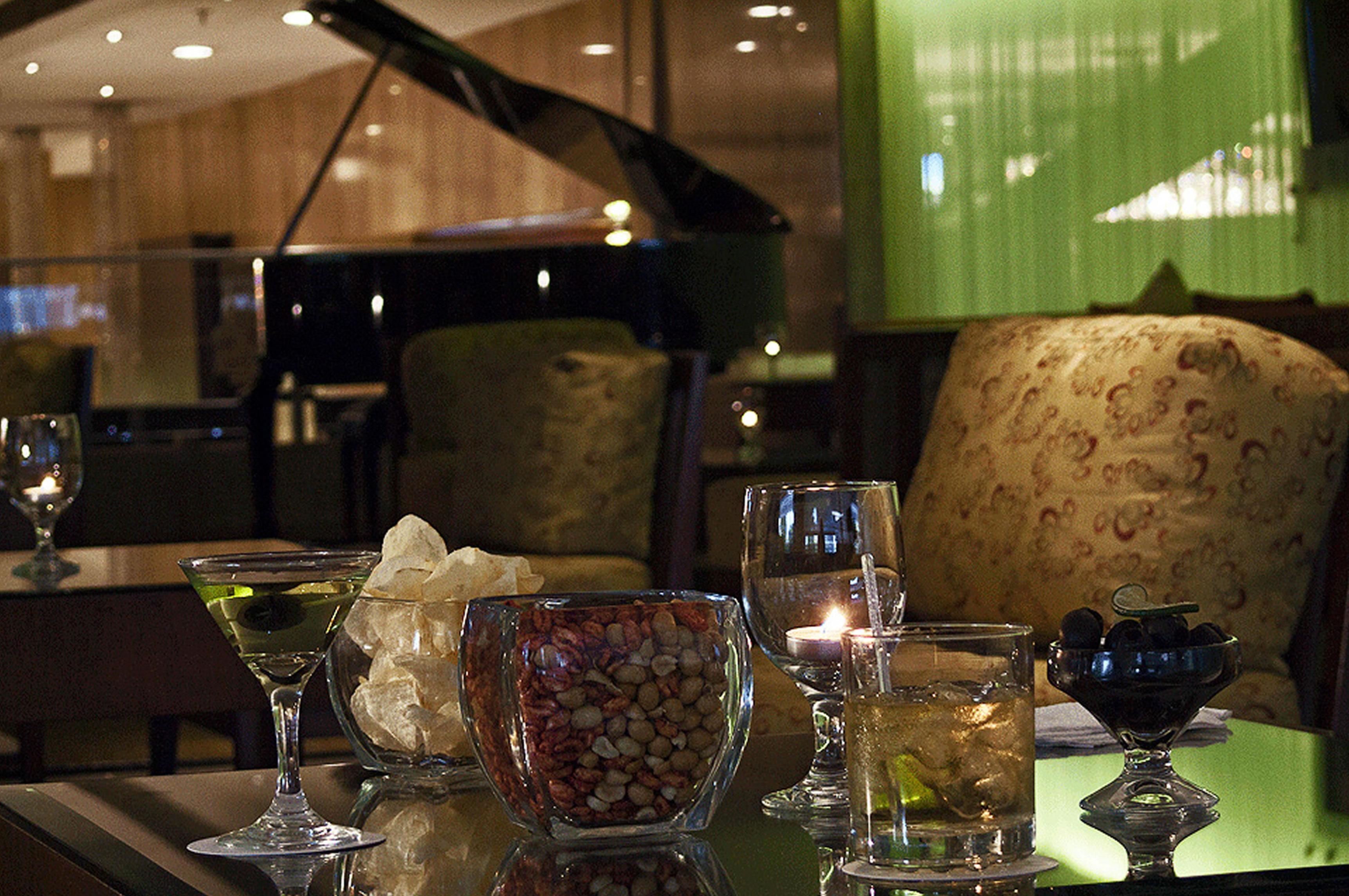 Fiesta Americana Reforma Мехіко Екстер'єр фото The piano bar at the hotel